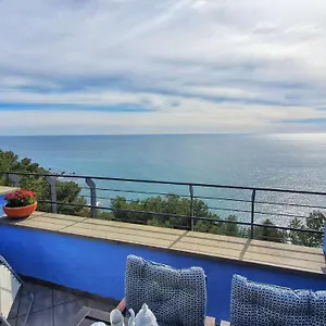 https://ca-dellacciuga.hotelitalianriviera.com