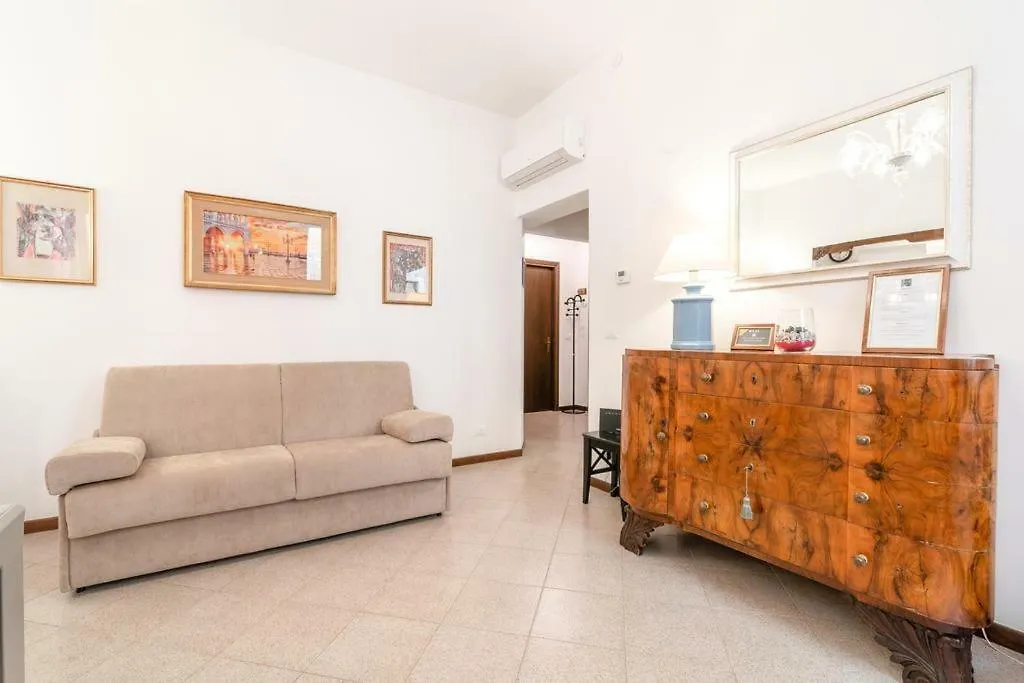 Casa Delle Botteghe Apartment Venice